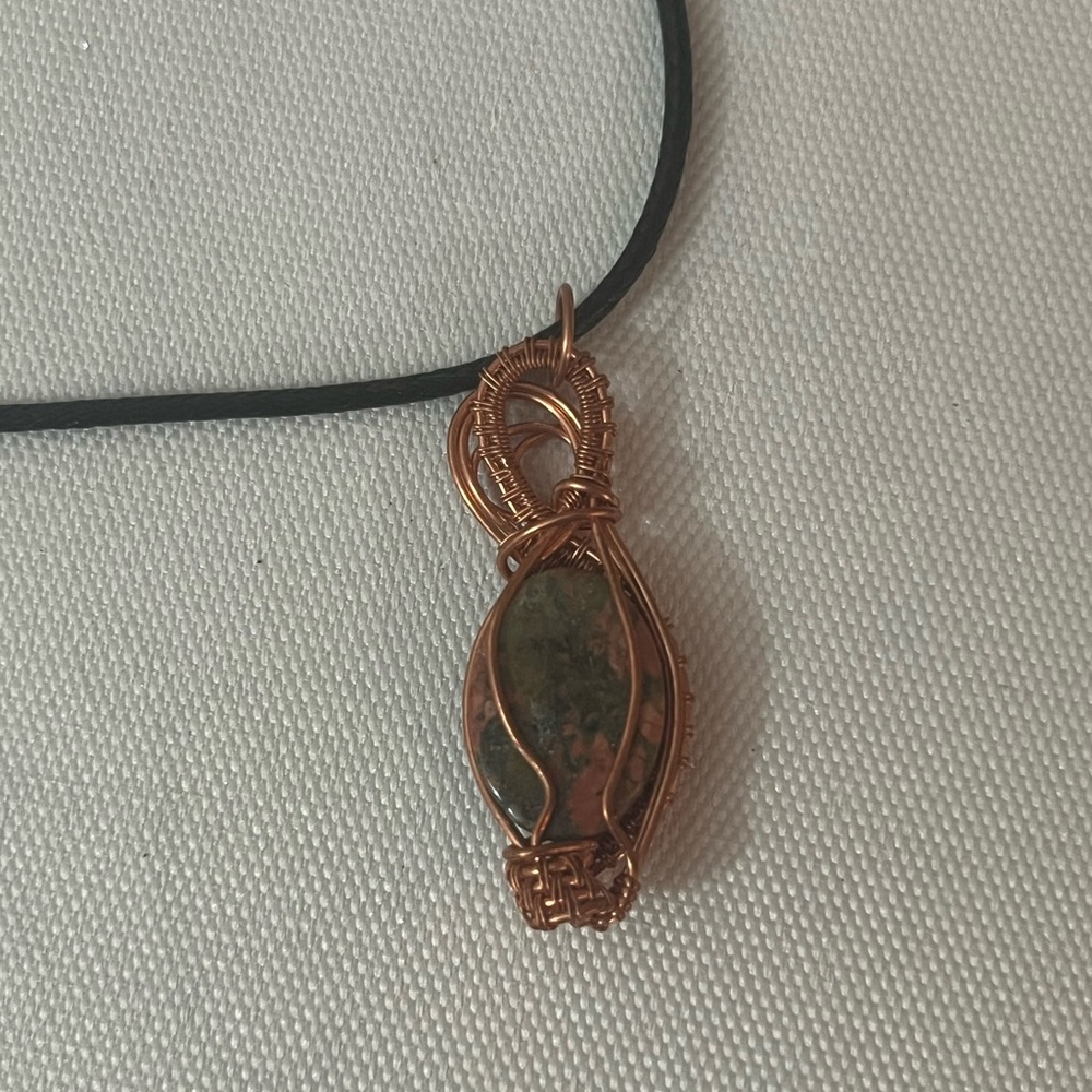 Hand Wired Gem